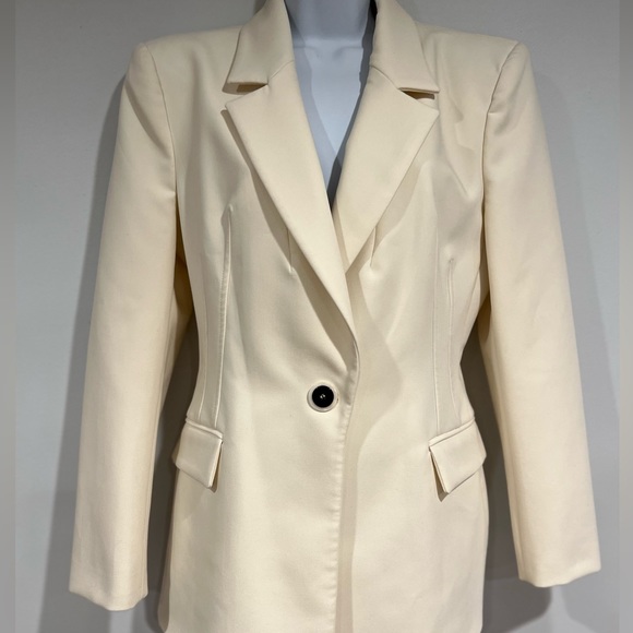 Zara fitted ivory Blazer Jacket⭐️Limited Edition ⭐️ - Picture 7 of 16